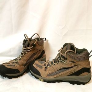 Vibram, 7473, Gore Tex, Leather Brown Hiking Boots, Size 7.5, Vasque